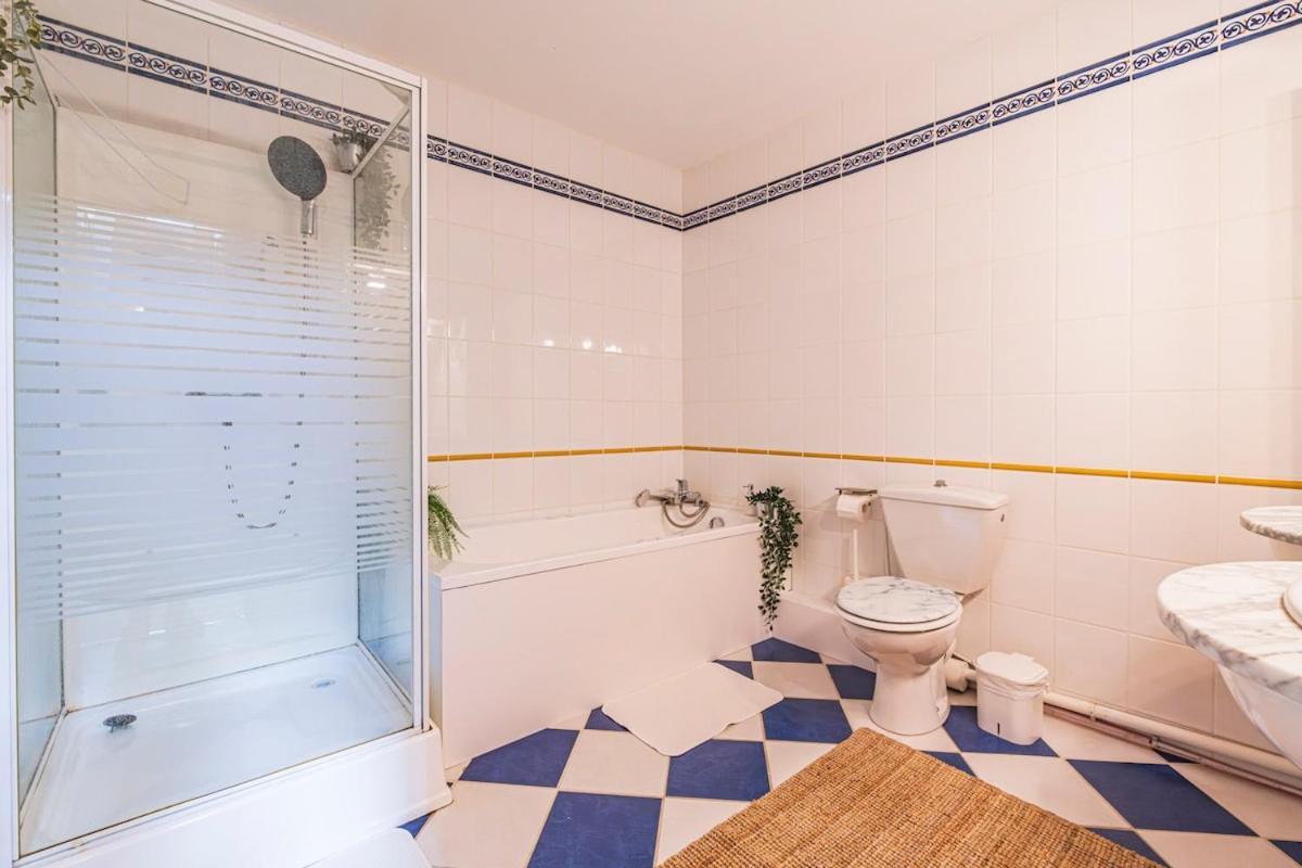 Bar A Bulles - Ancien Comptoir Transforme Villa Reims Buitenkant foto